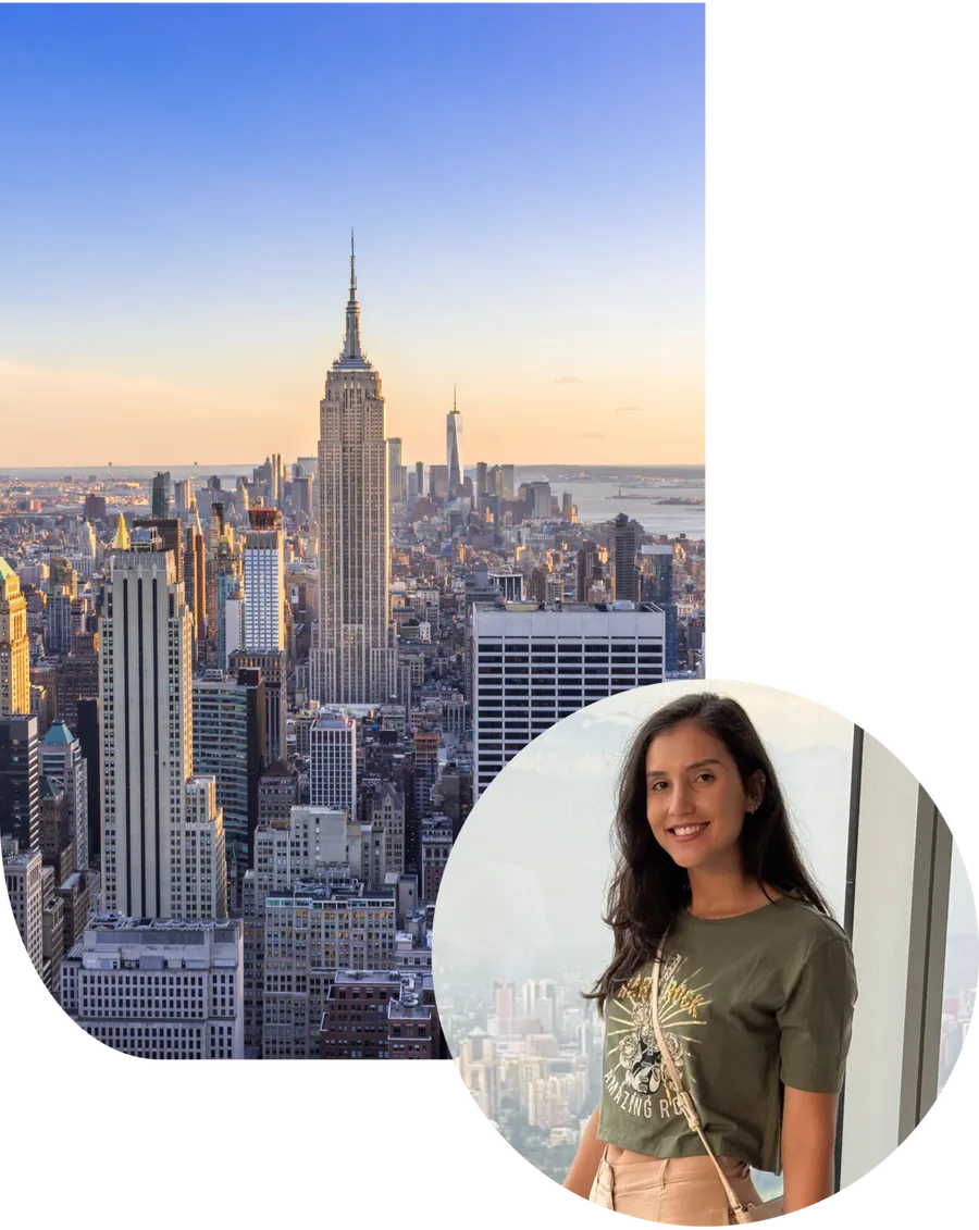 Ana Carolina com Nova York ao fundo