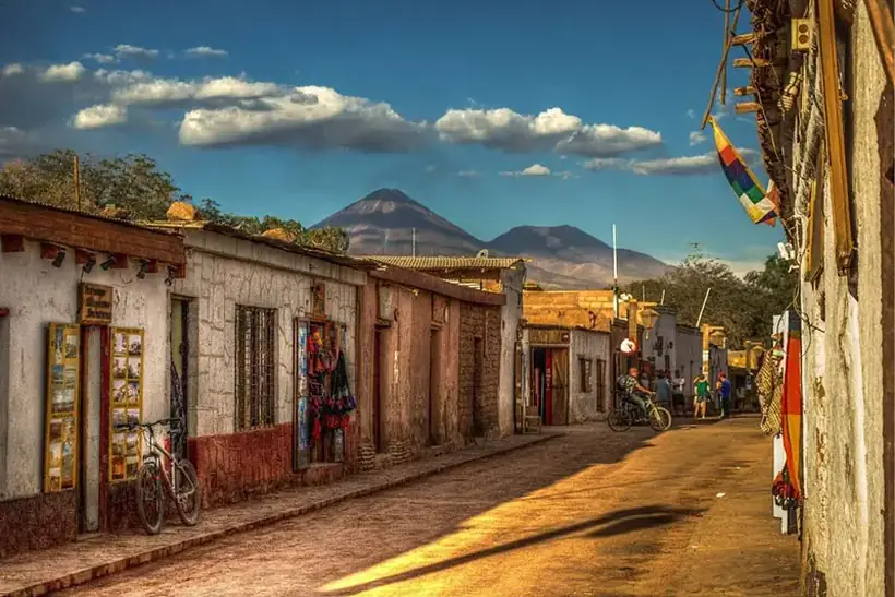 Rua Caracoles, no centro de San Pedro de Atacama